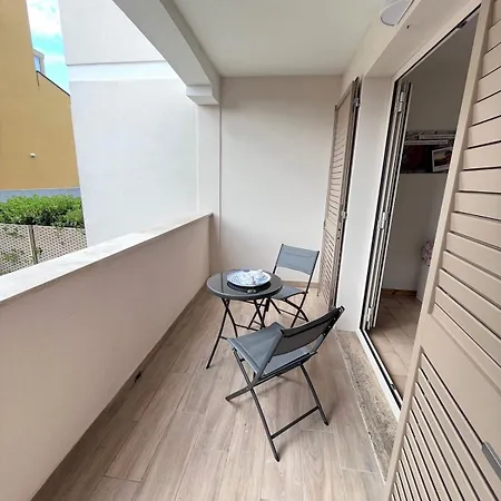 Apartamento Bilo Pietro, Vicino Al Mare *