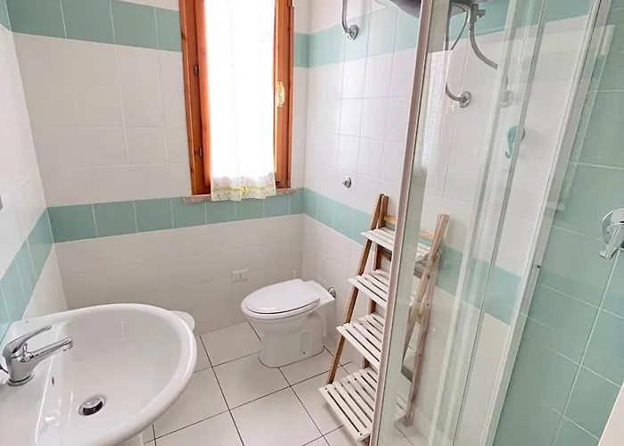 Bilo Pietro, Vicino Al Mare